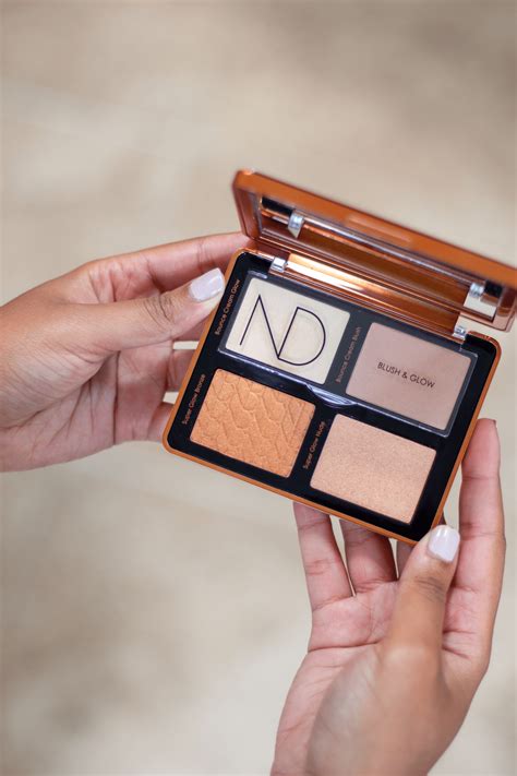 natasha denona bronze face palette.